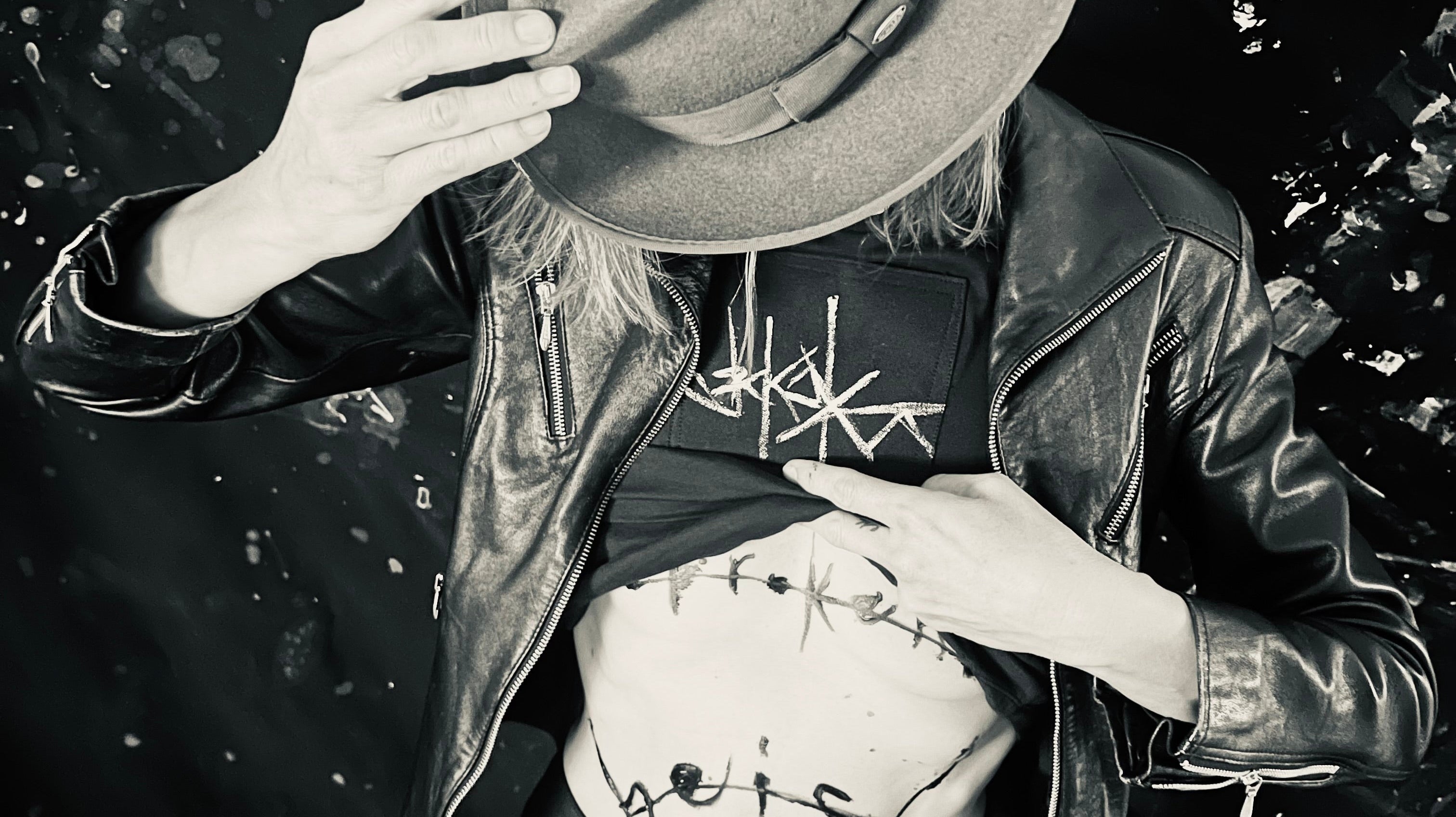 The Art of Vanishing: Why I Choose Anonymity Over Fame